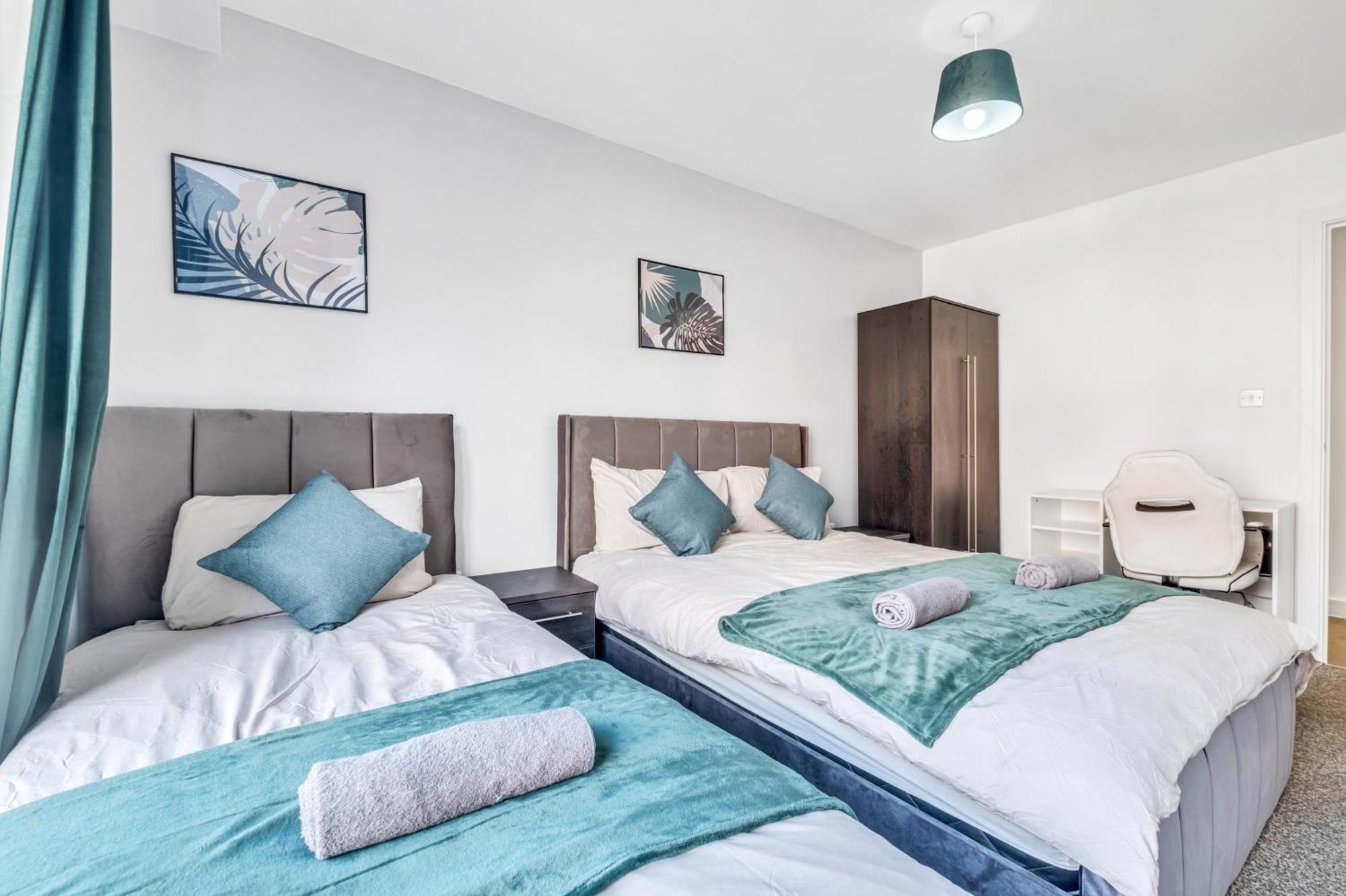 City Centre Emerald Escape - Sleeps-6, 2Beds & 2Baths , Netflix , Free Internet Birmingham Eksteriør billede